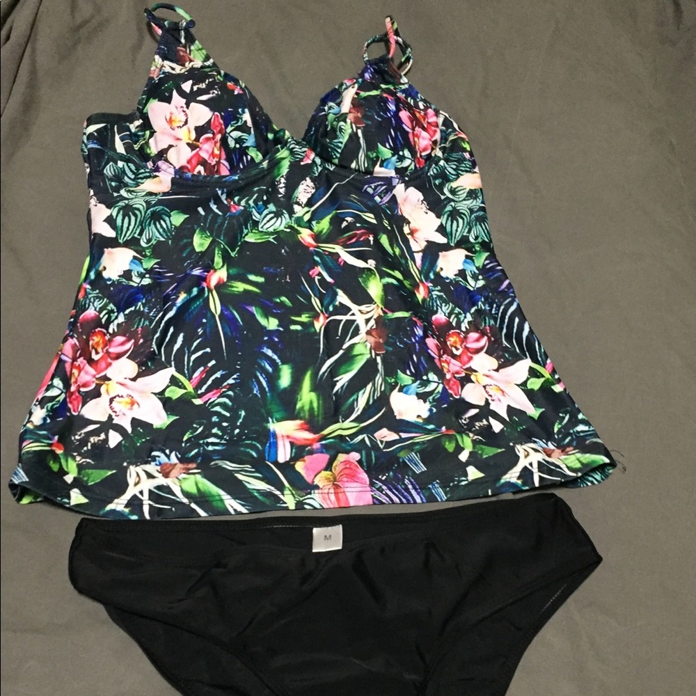 New Women’s Tankini